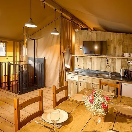 Sweeney Farm Glamping Oswestry Exterior photo